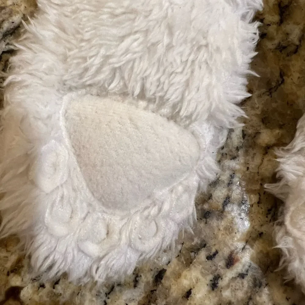 The north face fuzzy mittens infant size 0-6 months